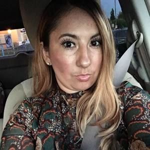 Meet your Posher, Kenia